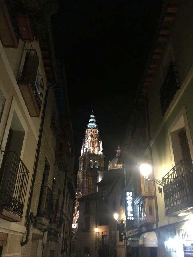 Apartamento Azotea de la Catedral Toledo Exterior foto